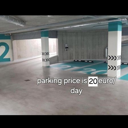 Happy Inn Gold Studio, Self Check-In, Parking In The Underground Garage 빌뉴스 외부 사진