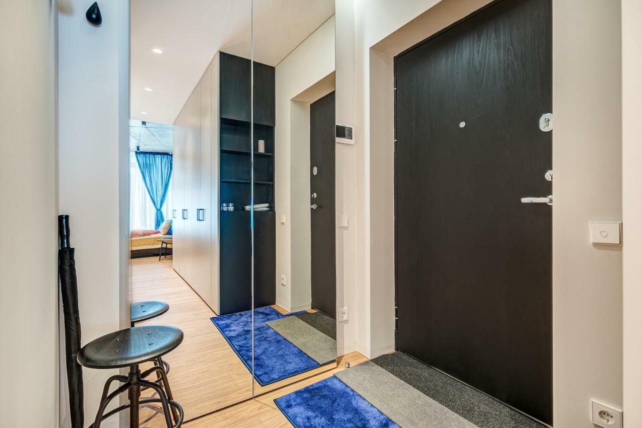 Happy Inn Gold Studio, Self Check-In, Parking In The Underground Garage 빌뉴스 외부 사진