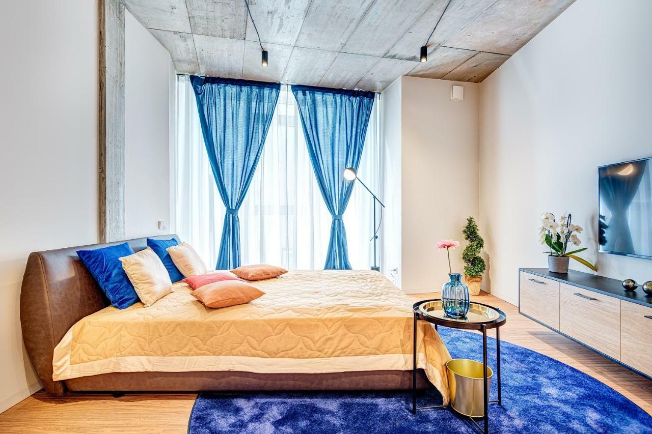 Happy Inn Gold Studio, Self Check-In, Parking In The Underground Garage 빌뉴스 외부 사진
