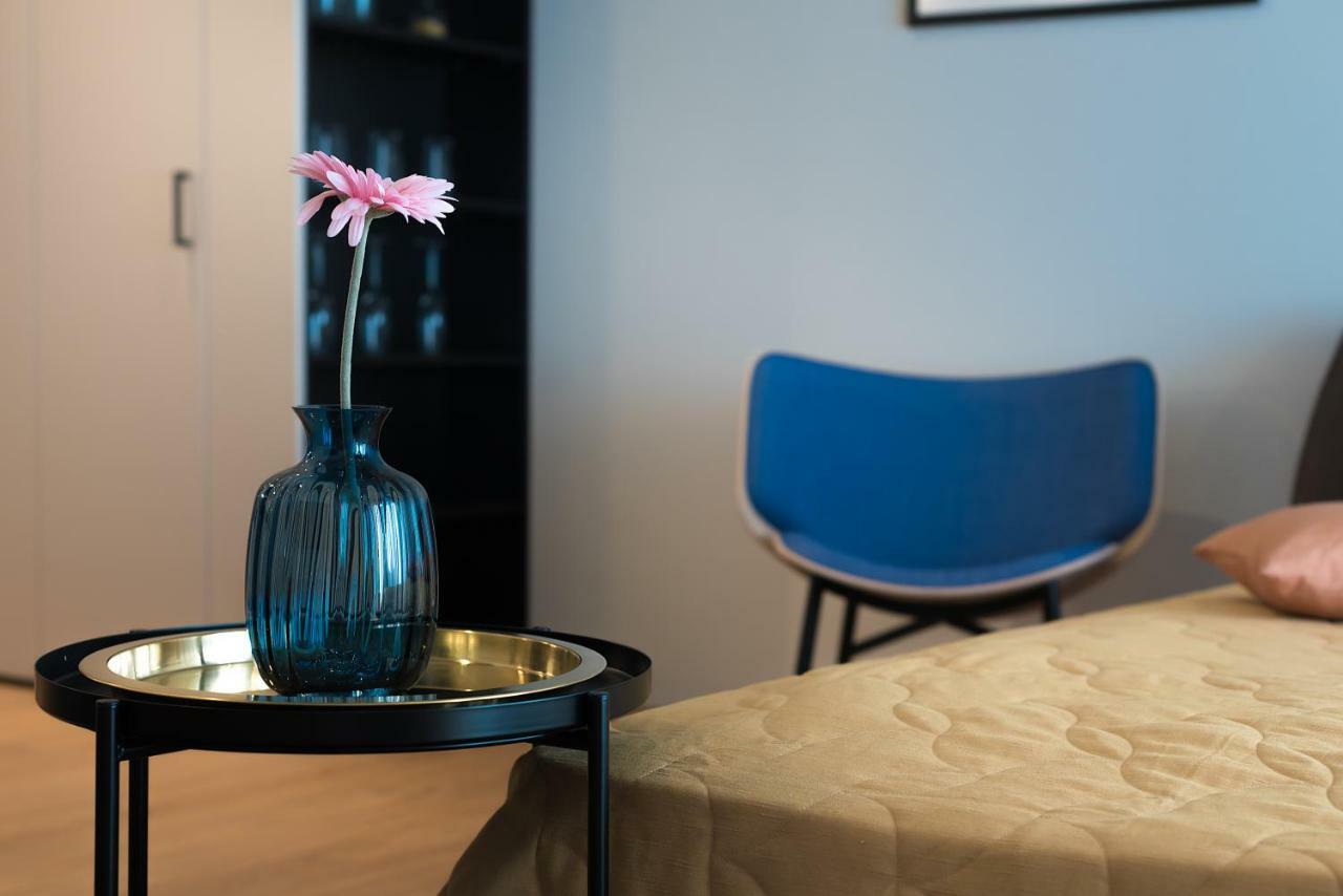 Happy Inn Gold Studio, Self Check-In, Parking In The Underground Garage 빌뉴스 외부 사진